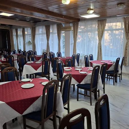 Hotel Traian Caciulata Călimăneşti Exterior foto