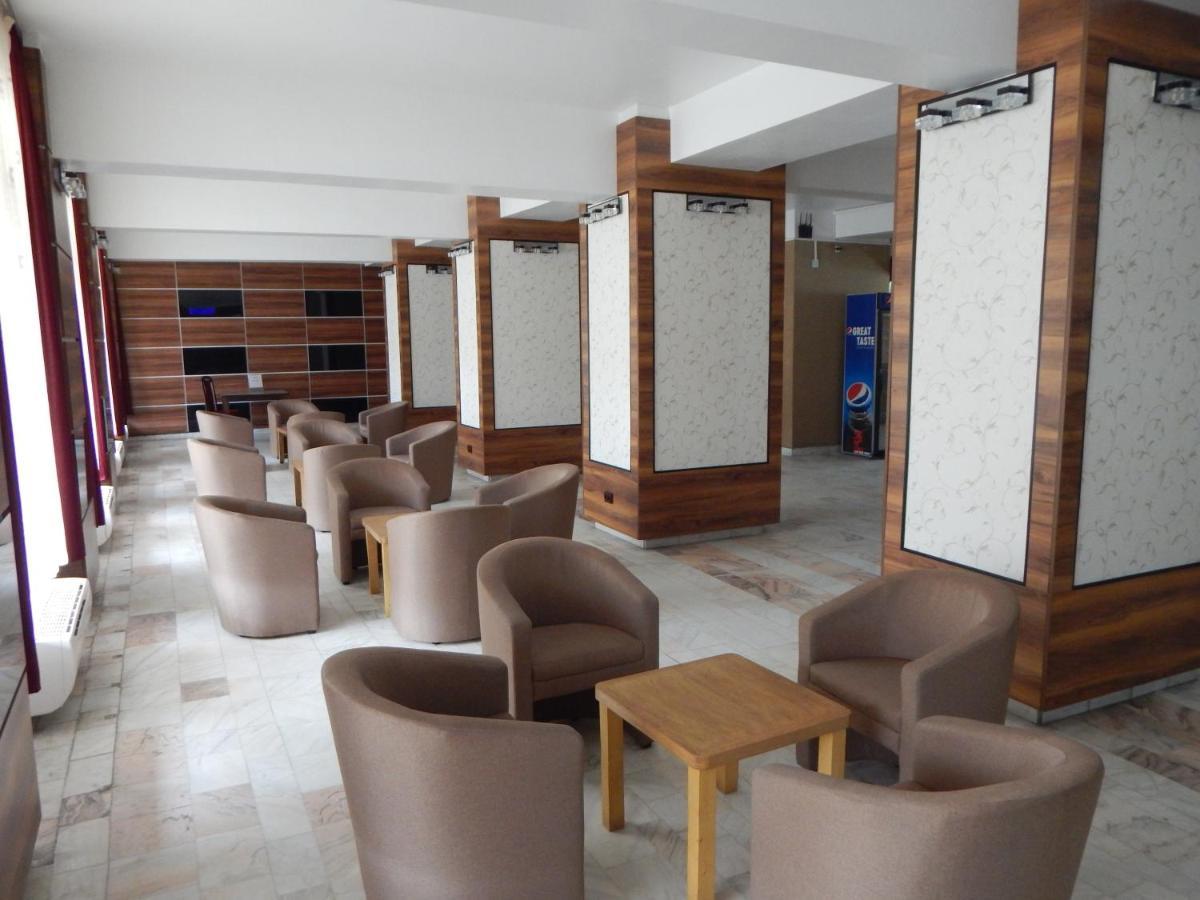 Hotel Traian Caciulata Călimăneşti Exterior foto